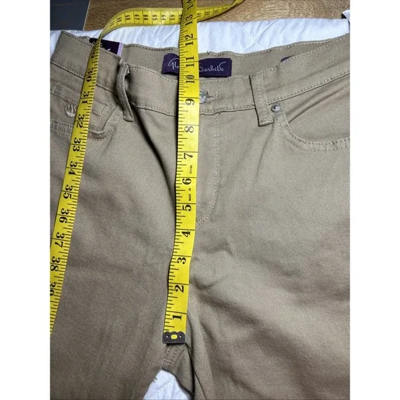 Gloria Vanderbilt Amanda The Orig Slimming Jean Classic Rise Jeans Size 4 Short - Picture 7 of 10